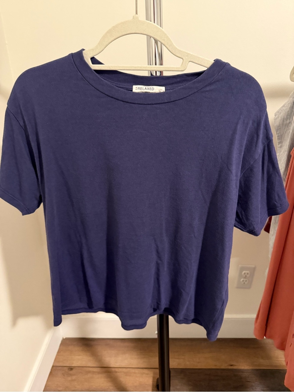 Relaxed Navy Short-Sleeve Crewneck Tee - Women's